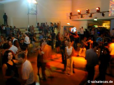 Salsa im Gangolf in Bonn - anklicken zum Vergrößern - click to enlarge