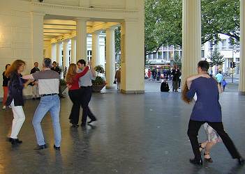 (zum Vergr�ssern anklicken, mit ALT+F4 schliessen - click to enlarge)