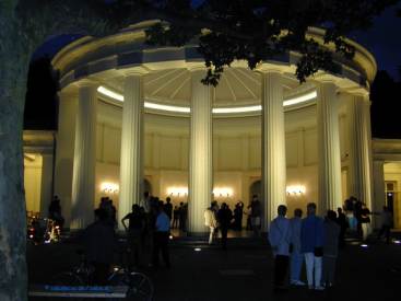 (zum Vergr�ssern anklicken, mit ALT+F4 schliessen - click to enlarge)