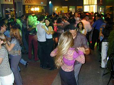 Salsa im Caf� der Kunsthalle in Bonn