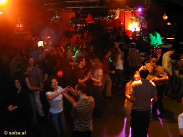 Salsa in Stuttgart: Enjoy - click to enlarge