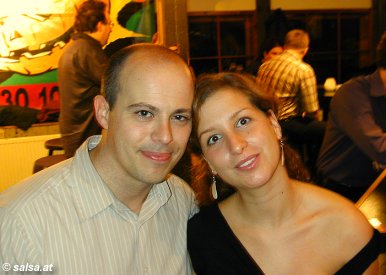 Salsa in Stuttgart im Schützenhaus: Mauro (3-Jahre-Salsa-Stuttgart!) und seine Freundin Elena